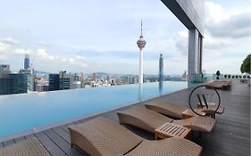 The Platinum Klcc Suites By Whitfield